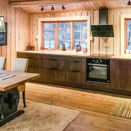 3 Bedroom Cozy In